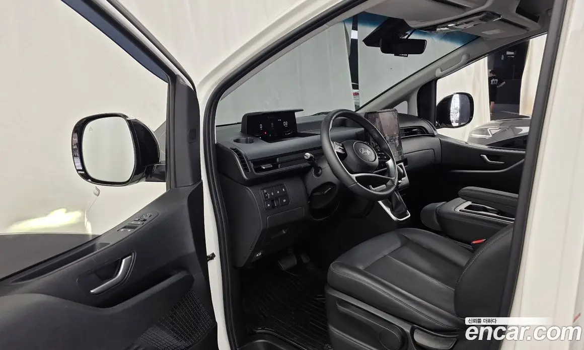 Hyundai Staria 2025 2.2 автомат (гидро), фото 13 Hyundai Staria 2025 2.2 автомат (гидро), фото 13