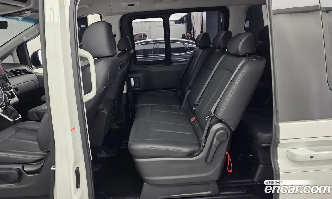 Hyundai Staria 2025 2.2 автомат (гидро), фото 16 Hyundai Staria 2025 2.2 автомат (гидро), фото 16