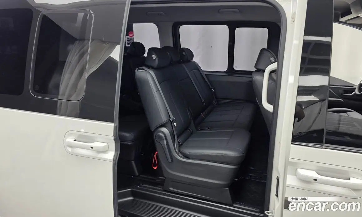 Hyundai Staria 2025 2.2 автомат (гидро), фото 18 Hyundai Staria 2025 2.2 автомат (гидро), фото 18
