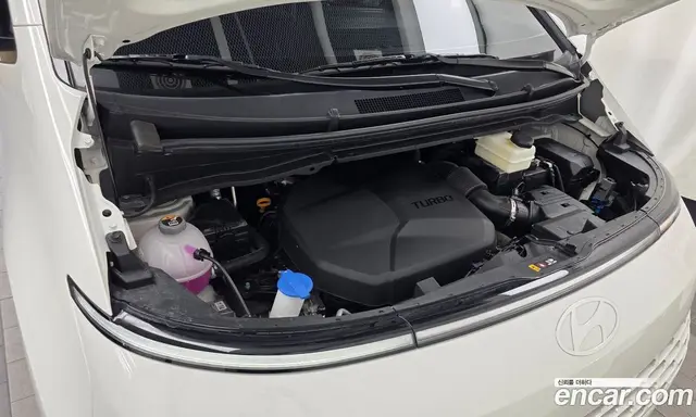 Hyundai Staria 2025 2.2 автомат (гидро), миниатюра 6 Hyundai Staria 2025 2.2 автомат (гидро), миниатюра 6