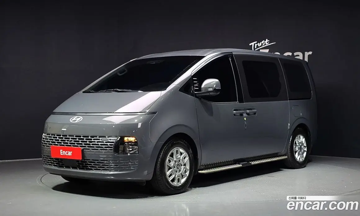 Hyundai Staria 2025 3.5 автомат (гидро), фото 1 Hyundai Staria 2025 3.5 автомат (гидро), фото 1