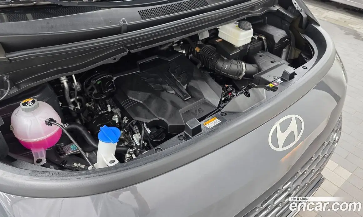 Hyundai Staria 2025 3.5 автомат (гидро), фото 6 Hyundai Staria 2025 3.5 автомат (гидро), фото 6