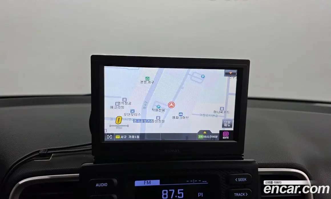 Hyundai Venue 2019 1.6 автомат (гидро), фото 14