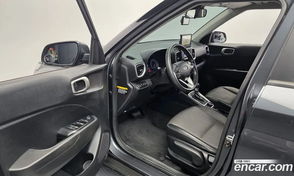 Hyundai Venue 2019 1.6 автомат (гидро), фото 10