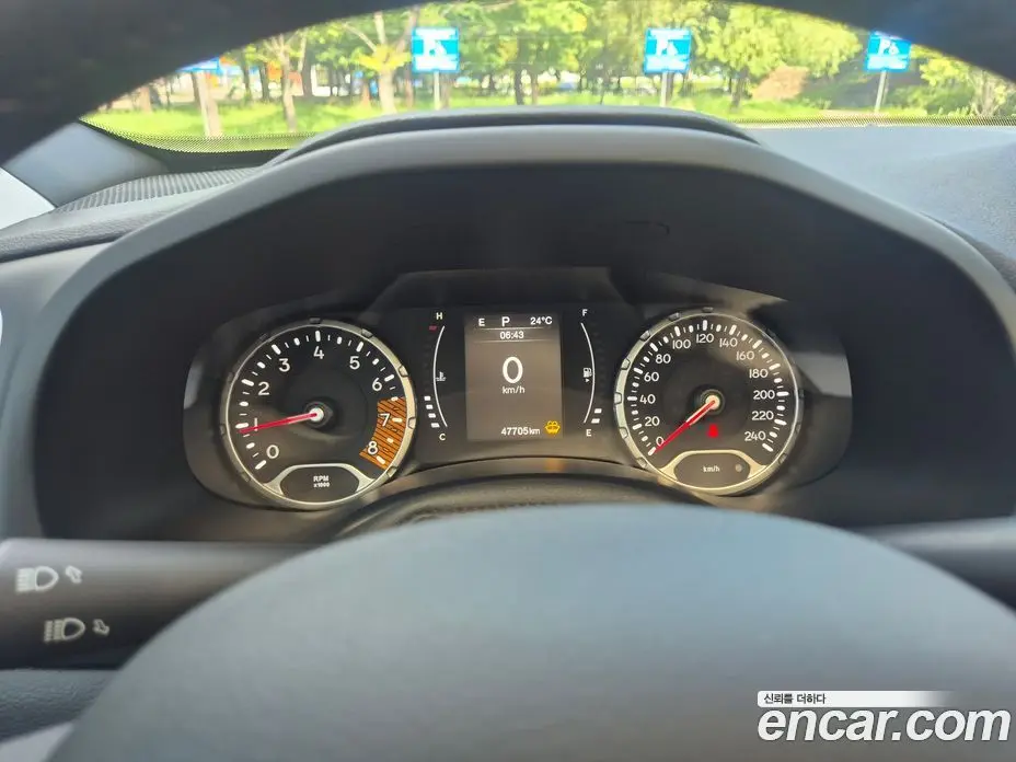 Jeep Renegade 2021 2.4 автомат (гидро), фото 13 Jeep Renegade 2021 2.4 автомат (гидро), фото 13