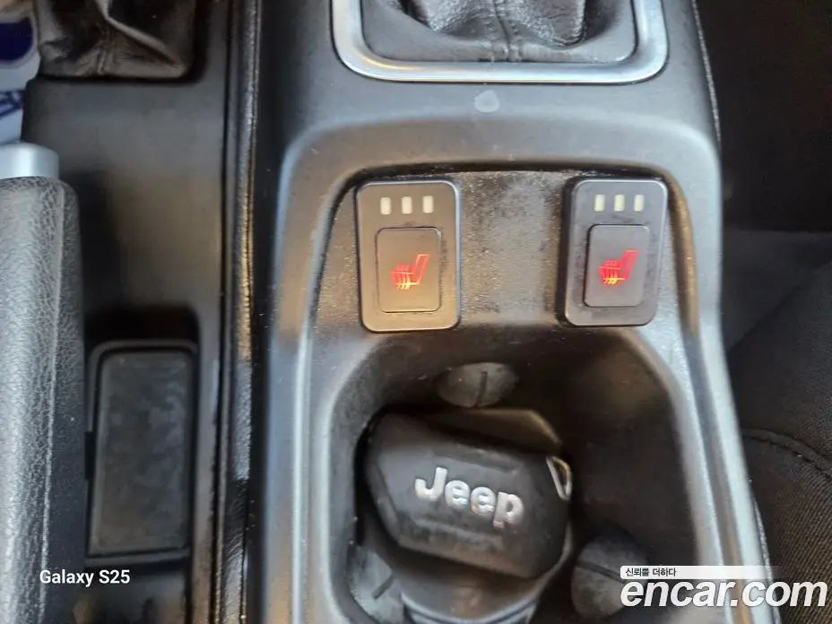 Jeep Wrangler 2021 2.0 автомат (гидро), фото 15 Jeep Wrangler 2021 2.0 автомат (гидро), фото 15