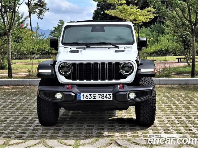 Jeep Wrangler 2025 2.0 автомат (гидро), миниатюра 3 Jeep Wrangler 2025 2.0 автомат (гидро), миниатюра 3