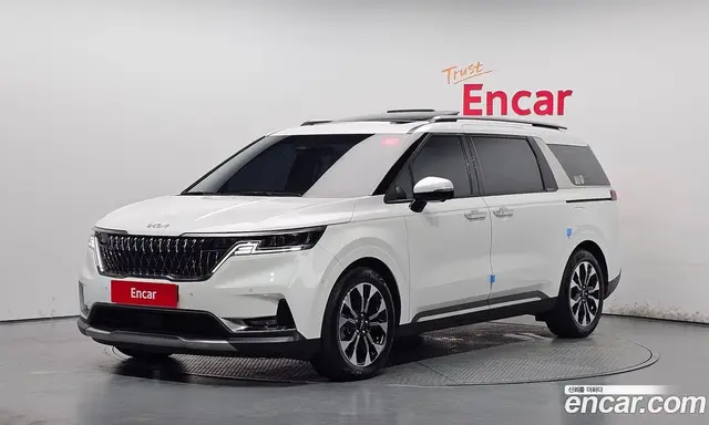 Kia Carnival 2023 3.5 автомат (гидро), миниатюра 1 Kia Carnival 2023 3.5 автомат (гидро), миниатюра 1