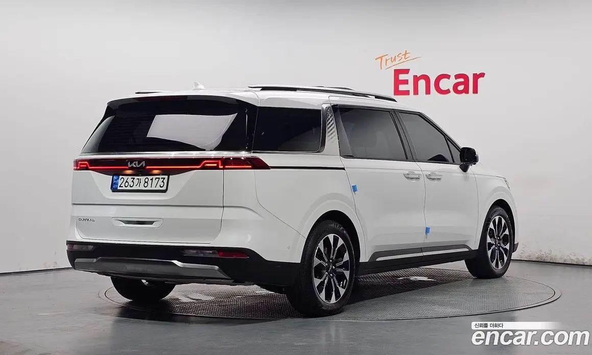 Kia Carnival 2023 3.5 автомат (гидро), фото 2 Kia Carnival 2023 3.5 автомат (гидро), фото 2