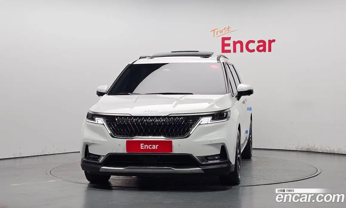 Kia Carnival 2023 3.5 автомат (гидро), фото 3 Kia Carnival 2023 3.5 автомат (гидро), фото 3