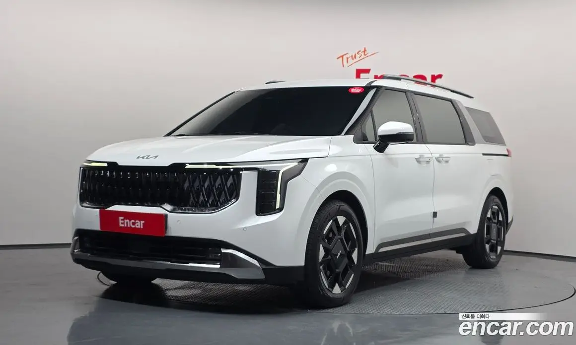 Kia Carnival 2024 3.5 автомат (гидро), фото 1 Kia Carnival 2024 3.5 автомат (гидро), фото 1