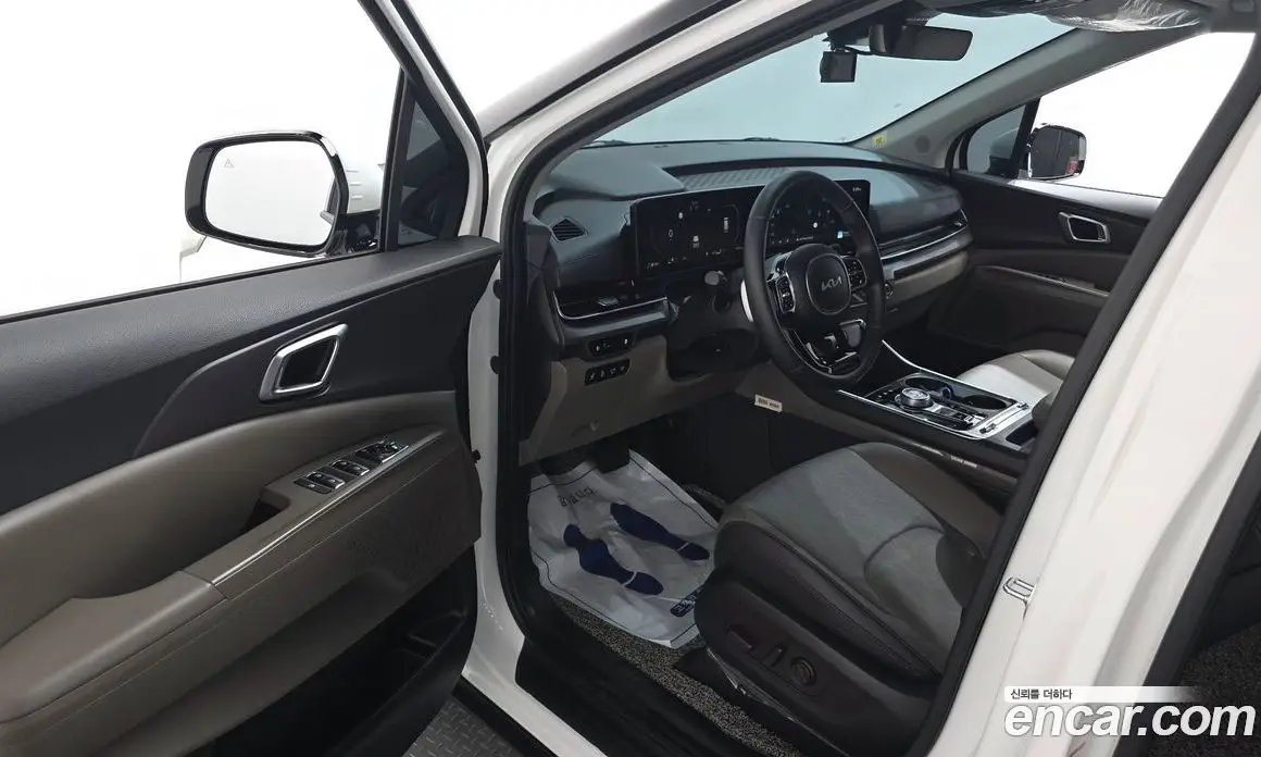 Kia Carnival 2024 3.5 автомат (гидро), фото 13 Kia Carnival 2024 3.5 автомат (гидро), фото 13