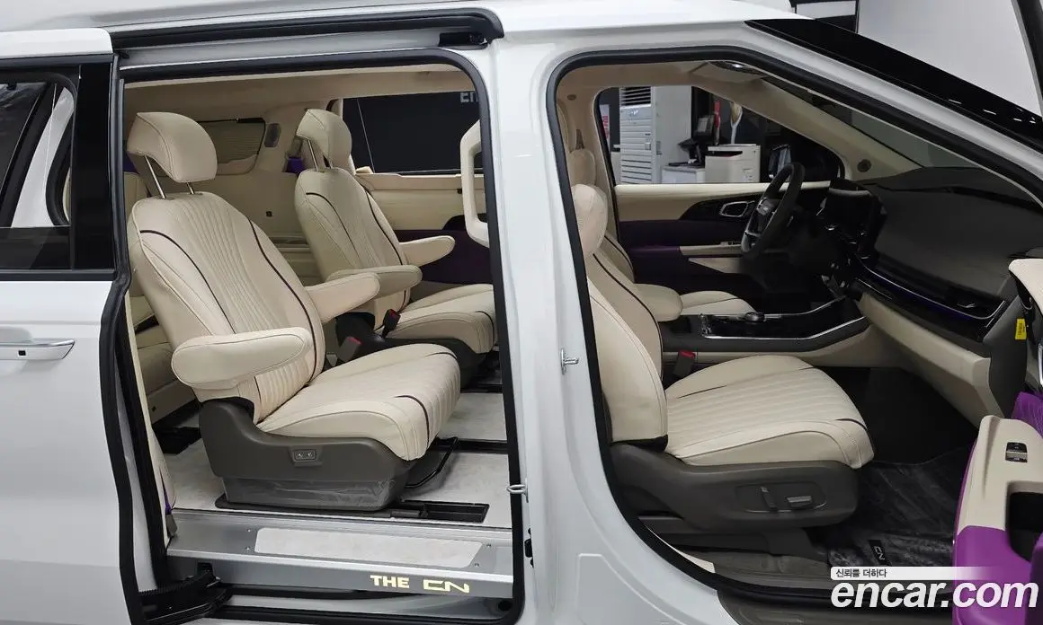 Kia Carnival 2025 3.5 автомат (гидро), фото 30 Kia Carnival 2025 3.5 автомат (гидро), фото 30