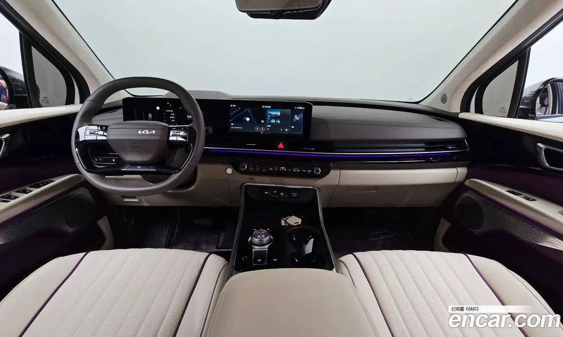 Kia Carnival 2025 3.5 автомат (гидро), фото 10 Kia Carnival 2025 3.5 автомат (гидро), фото 10