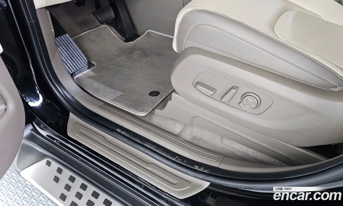 Kia Carnival 2025 1.6 автомат (гидро), фото 30