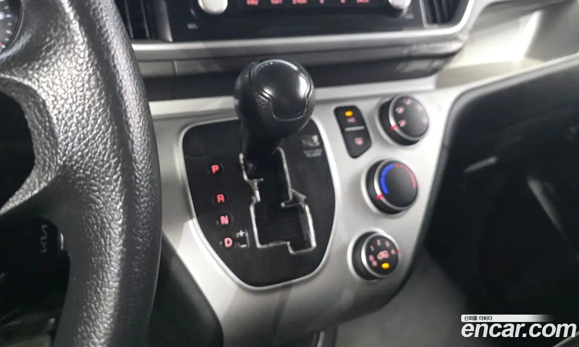 Kia Ray 2022 1.0 автомат (гидро), фото 12 Kia Ray 2022 1.0 автомат (гидро), фото 12