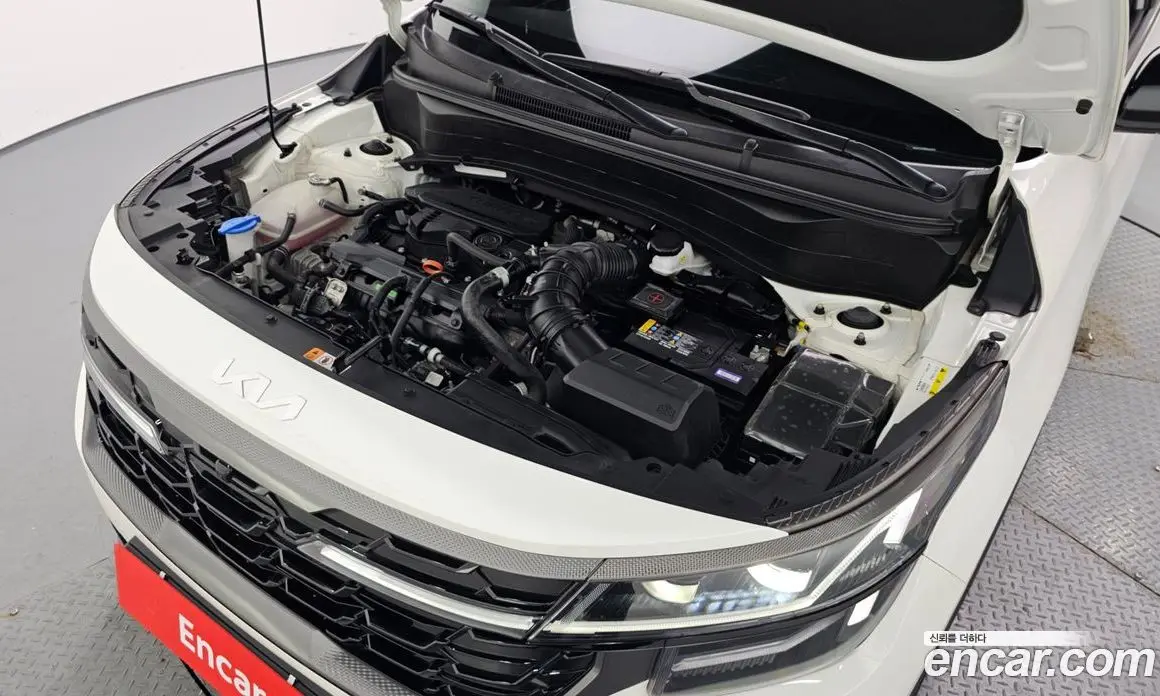 Kia Seltos 2023 1.6 автомат (гидро), фото 6 Kia Seltos 2023 1.6 автомат (гидро), фото 6