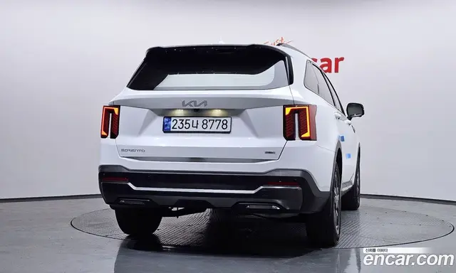 Kia Sorento 2023 1.6 автомат (гидро), миниатюра 4 Kia Sorento 2023 1.6 автомат (гидро), миниатюра 4