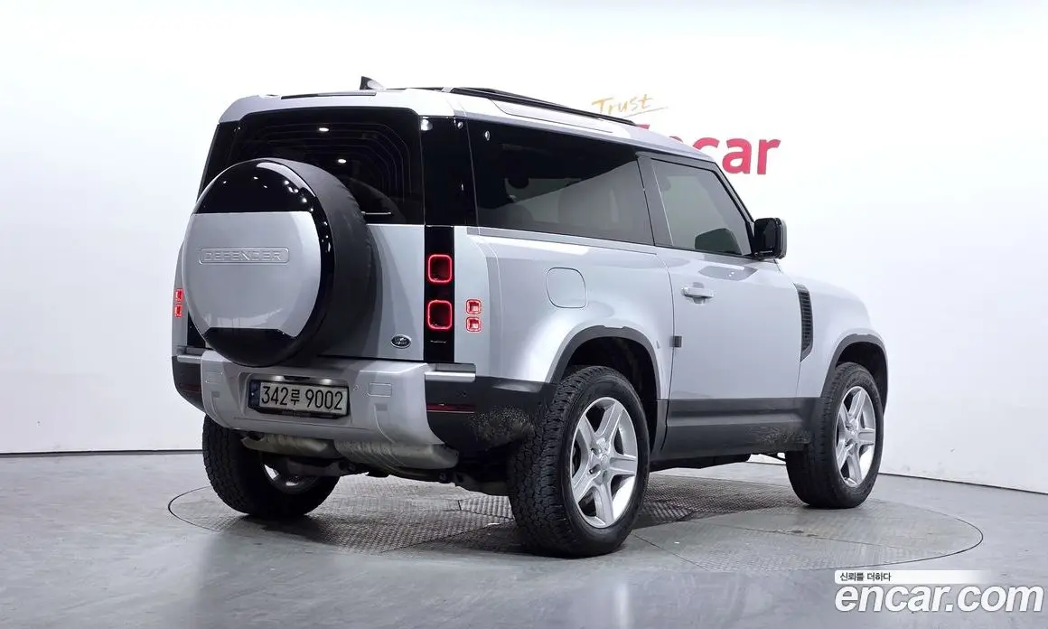 Land Rover Defender 2021 3.0 автомат (гидро), фото 2 Land Rover Defender 2021 3.0 автомат (гидро), фото 2