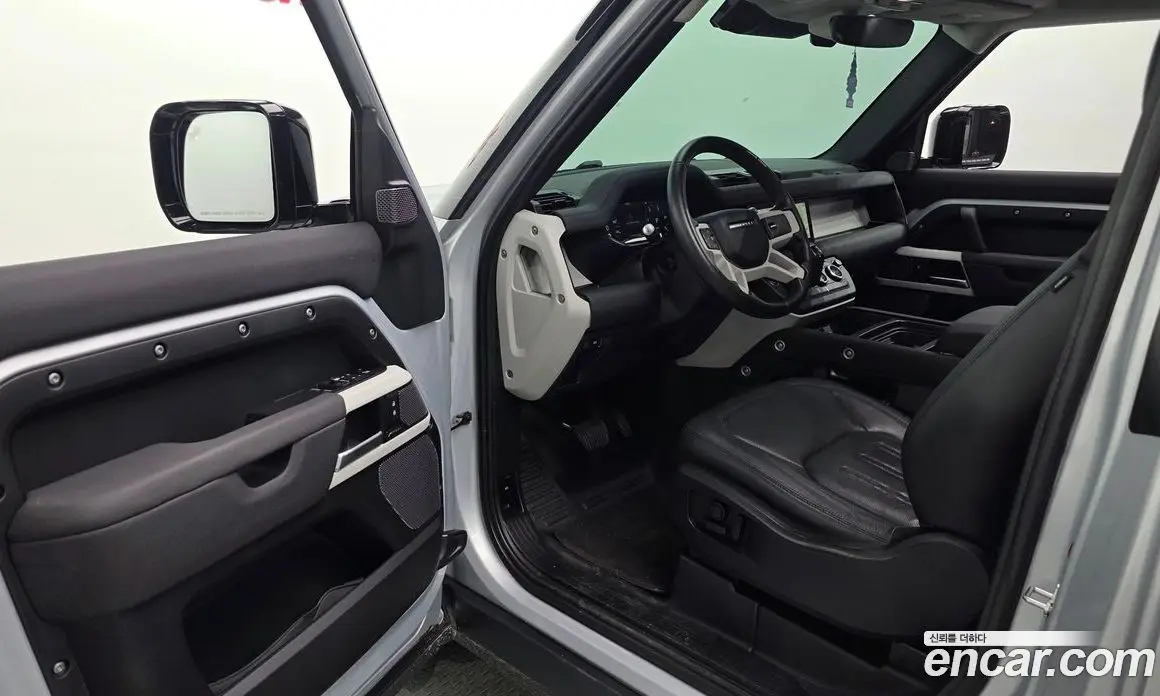 Land Rover Defender 2021 3.0 автомат (гидро), фото 13 Land Rover Defender 2021 3.0 автомат (гидро), фото 13