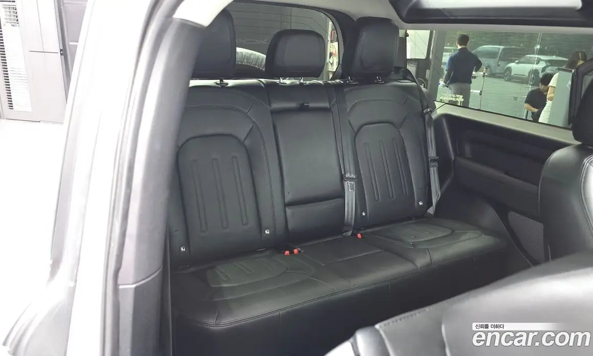 Land Rover Defender 2021 3.0 автомат (гидро), фото 17 Land Rover Defender 2021 3.0 автомат (гидро), фото 17