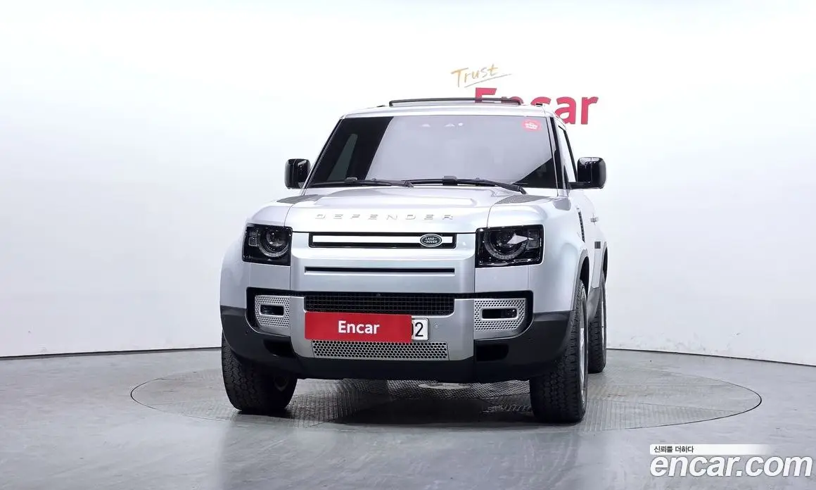 Land Rover Defender 2021 3.0 автомат (гидро), фото 3 Land Rover Defender 2021 3.0 автомат (гидро), фото 3