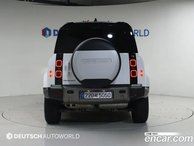 Land Rover Defender 2024 3.0 автомат (гидро), миниатюра 4 Land Rover Defender 2024 3.0 автомат (гидро), миниатюра 4