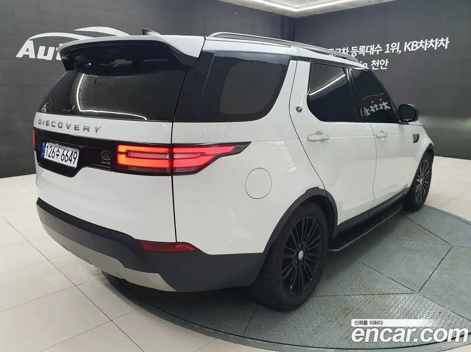 Land Rover Discovery 2018 3.0 автомат (гидро), фото 2 Land Rover Discovery 2018 3.0 автомат (гидро), фото 2