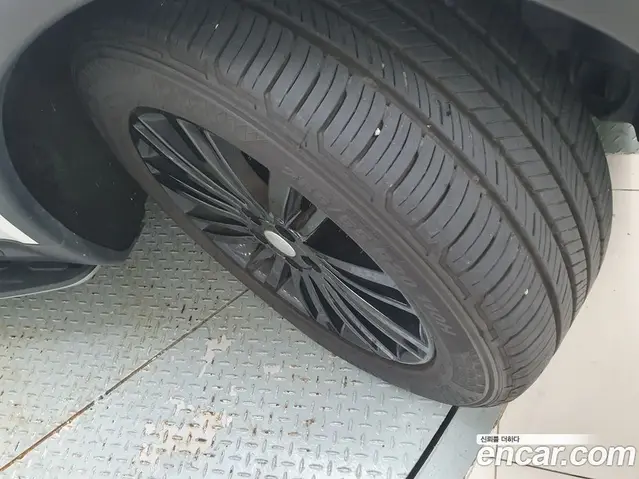 Land Rover Discovery 2018 3.0 автомат (гидро), миниатюра 5 Land Rover Discovery 2018 3.0 автомат (гидро), миниатюра 5