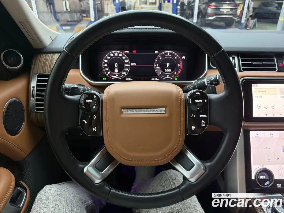 Land Rover Range Rover 2021 3.0 автомат (гидро), фото 4 Land Rover Range Rover 2021 3.0 автомат (гидро), фото 4