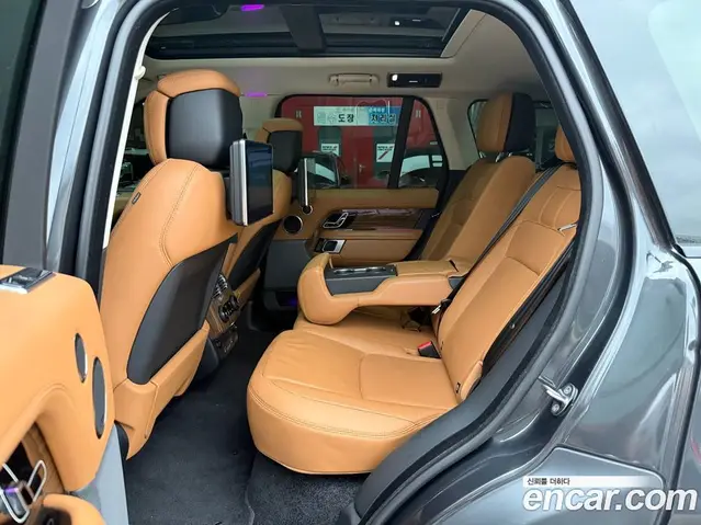 Land Rover Range Rover 2021 3.0 автомат (гидро), миниатюра 9 Land Rover Range Rover 2021 3.0 автомат (гидро), миниатюра 9