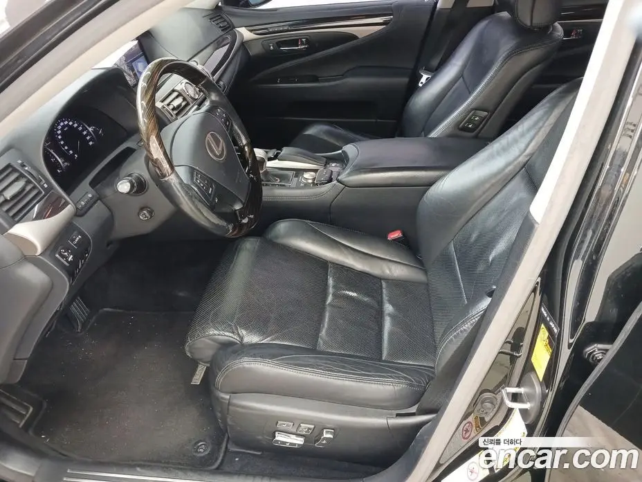 Lexus LS 2014 4.6 автомат (гидро), фото 13 Lexus LS 2014 4.6 автомат (гидро), фото 13