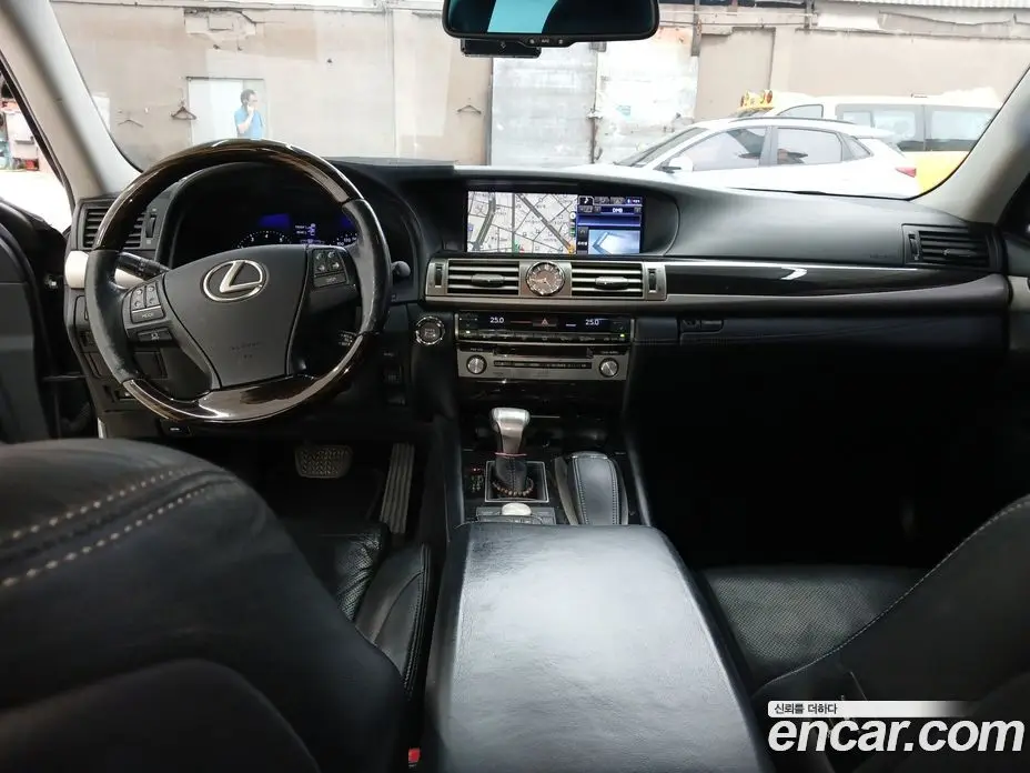 Lexus LS 2014 4.6 автомат (гидро), фото 14 Lexus LS 2014 4.6 автомат (гидро), фото 14