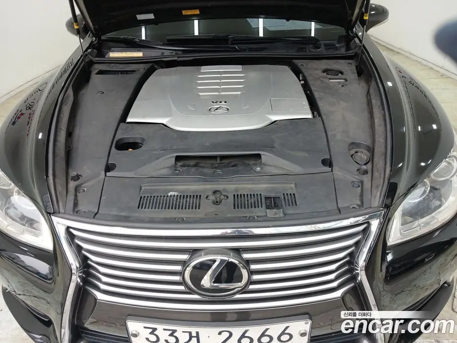 Lexus LS 2014 4.6 автомат (гидро), фото 16 Lexus LS 2014 4.6 автомат (гидро), фото 16