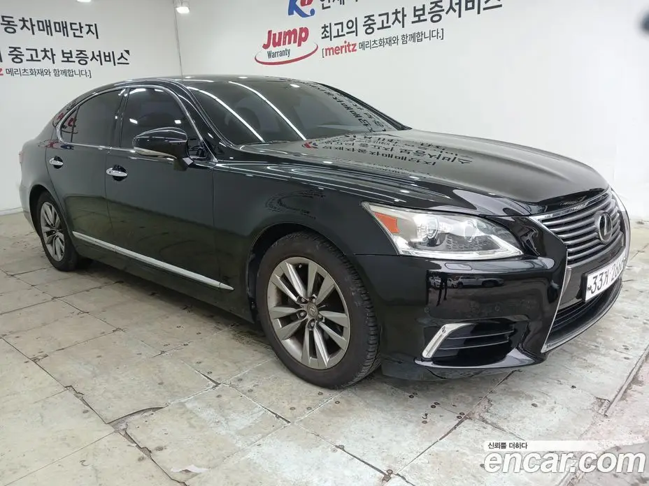 Lexus LS 2014 4.6 автомат (гидро), фото 3 Lexus LS 2014 4.6 автомат (гидро), фото 3