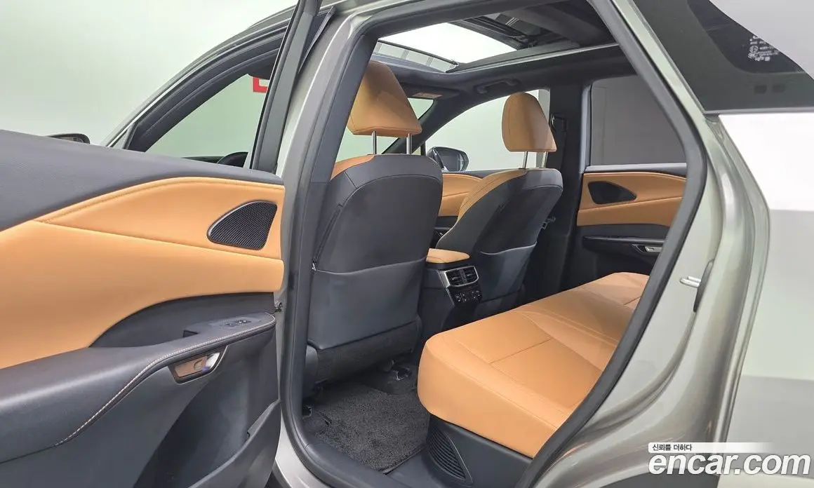 Lexus RX 2025 2.5 автомат (гидро), фото 23 Lexus RX 2025 2.5 автомат (гидро), фото 23