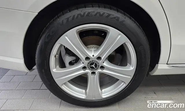 Mercedes-Benz E-Class 2017 1.9 автомат (гидро), миниатюра 5 Mercedes-Benz E-Class 2017 1.9 автомат (гидро), миниатюра 5