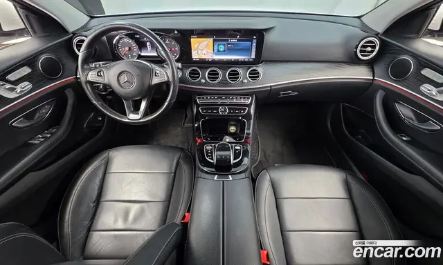 Mercedes-Benz E-Class 2017 1.9 автомат (гидро), миниатюра 7 Mercedes-Benz E-Class 2017 1.9 автомат (гидро), миниатюра 7