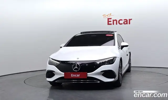 Mercedes-Benz EQE 2023 0.3 автомат (гидро), миниатюра 2