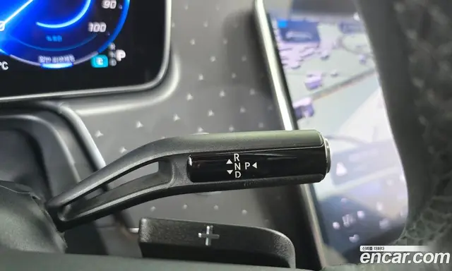Mercedes-Benz EQE 2023 0.3 автомат (гидро), миниатюра 11