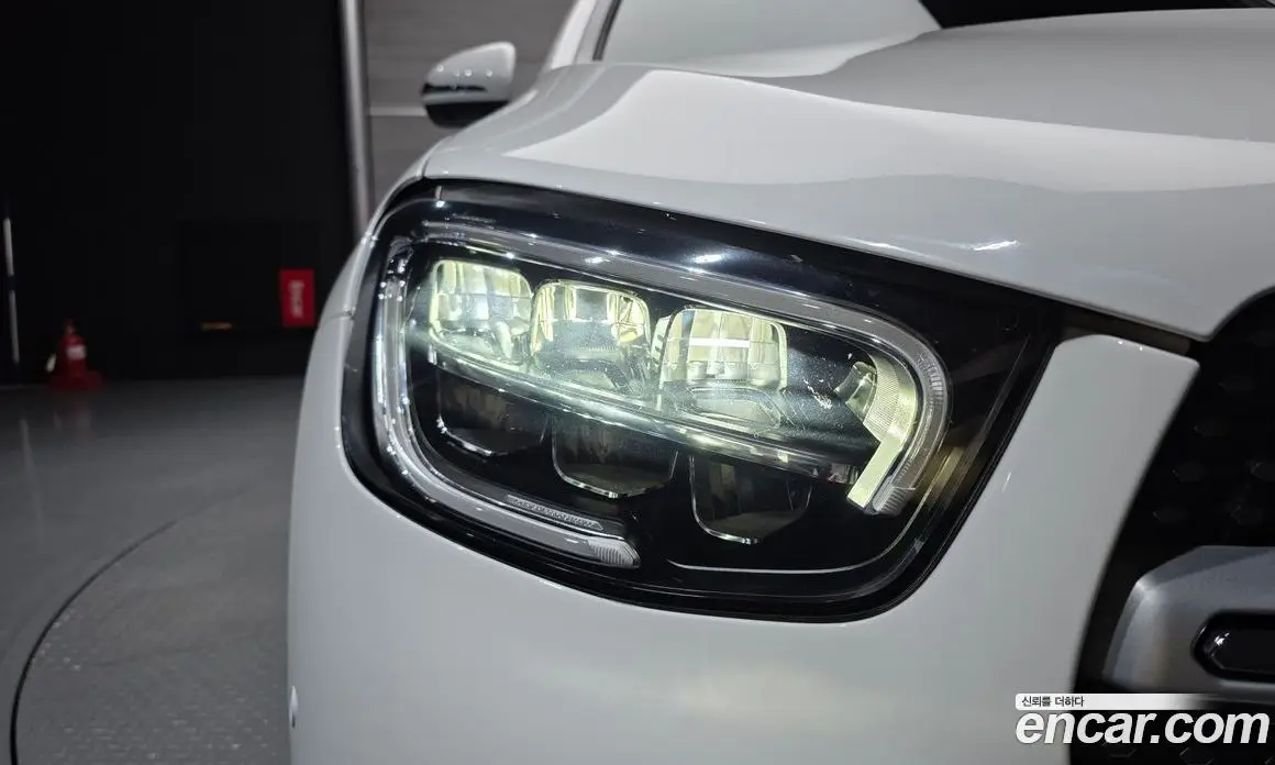 Mercedes-Benz GLC-Class 2022 1.9 автомат (гидро), фото 8 Mercedes-Benz GLC-Class 2022 1.9 автомат (гидро), фото 8