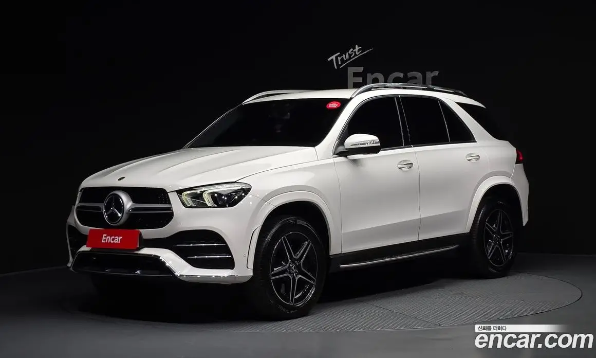 Mercedes-Benz GLE-Class 2019 3.0 автомат (гидро), фото 1 Mercedes-Benz GLE-Class 2019 3.0 автомат (гидро), фото 1