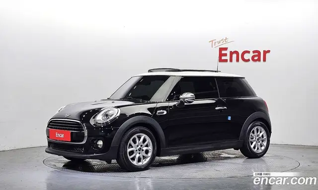 Mini Cooper 2017 1.5 автомат (гидро), миниатюра 1 Mini Cooper 2017 1.5 автомат (гидро), миниатюра 1