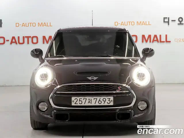Mini Cooper 2019 2.0 автомат (гидро), миниатюра 3