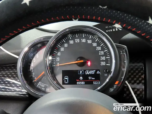 Mini Cooper 2019 2.0 автомат (гидро), миниатюра 8