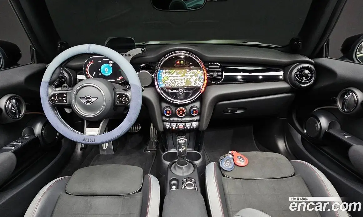 Mini Cooper Convertible 2024 2.0 автомат (гидро), фото 9 Mini Cooper Convertible 2024 2.0 автомат (гидро), фото 9