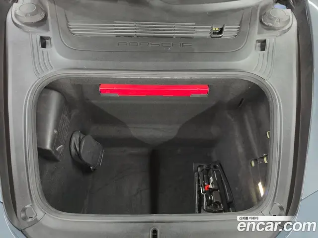 Porsche 911 2017 3.0 автомат (гидро), миниатюра 6 Porsche 911 2017 3.0 автомат (гидро), миниатюра 6