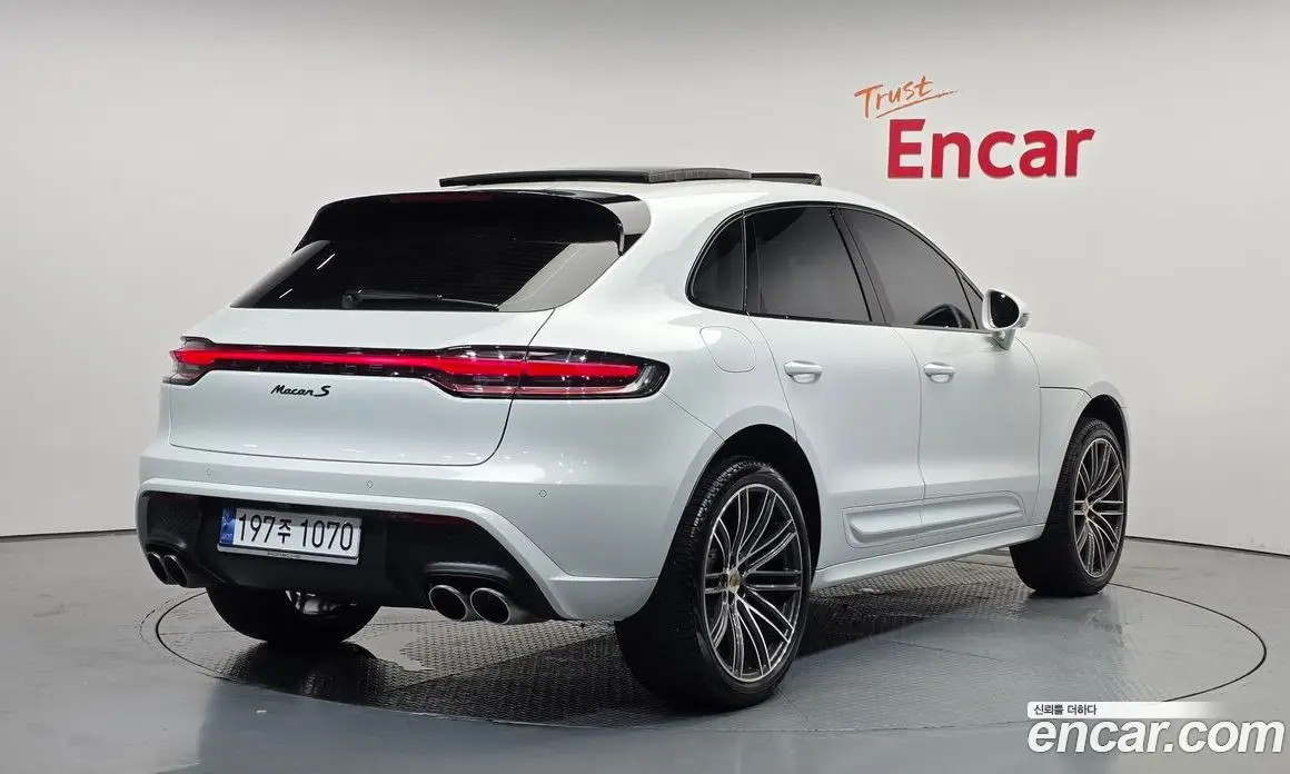 Porsche Macan 2023 2.9 автомат (гидро), фото 2 Porsche Macan 2023 2.9 автомат (гидро), фото 2