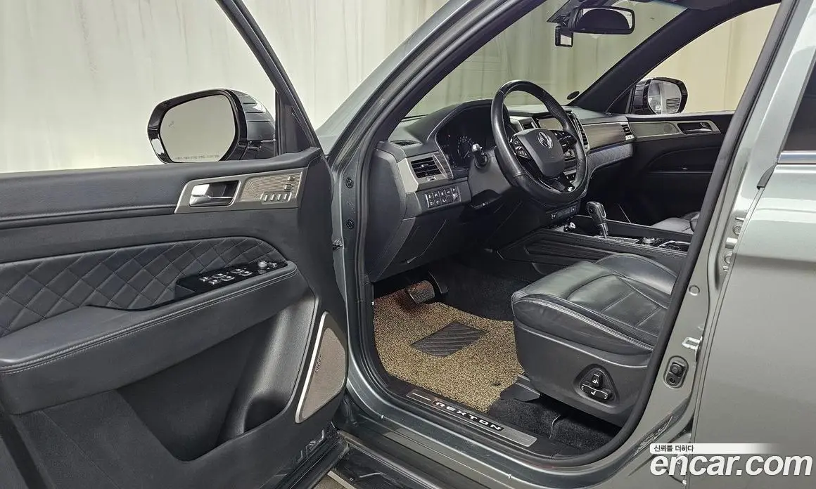 SsangYong Rexton 2017 2.2 автомат (гидро), фото 13 SsangYong Rexton 2017 2.2 автомат (гидро), фото 13