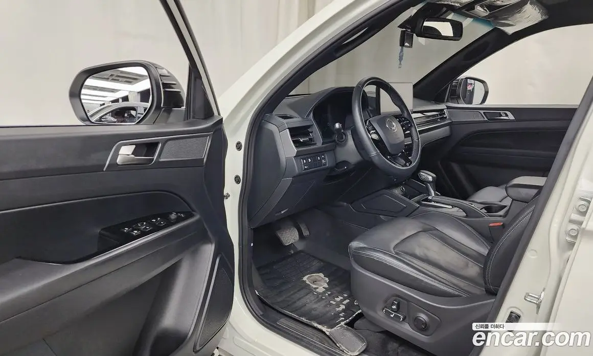 SsangYong Rexton 2025 2.2 автомат (гидро), фото 13 SsangYong Rexton 2025 2.2 автомат (гидро), фото 13